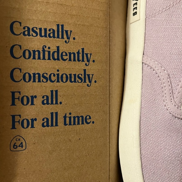 SeaVees Linen Lilac Baja Slip-on 6.5WMNs NIB - Picture 4 of 8